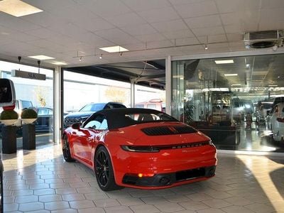 Gebraucht Porsche 911 Carrera S Cabriolet 450 PS (330 kW) 2024 Indischrot Cabrio
