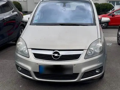 Brugt Opel Zafira 150 HK (110 kW) 2007 Grå MPV