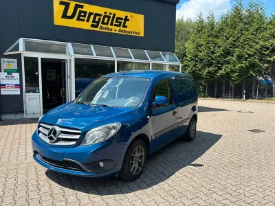 Gebraucht Mercedes Citan 109 90 PS (66 kW) 2016 Blau Van / Kleinbus