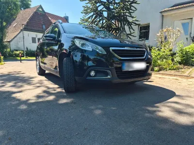 Gebraucht Peugeot 2008 82 PS (60 kW) 2014 Schwarz SUV