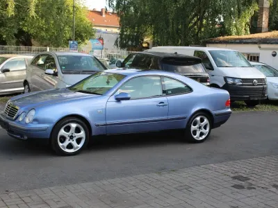 Gebraucht Mercedes CLK230 195 PS (143 kW) 1998 Blau Coupé