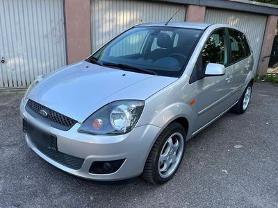 gebraucht Ford Fiesta 1,4 16V Ambiente Ambiente