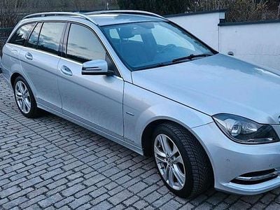Gebraucht Mercedes C220 Avantgarde 170 PS (125 kW) 2012 Silber Kombi