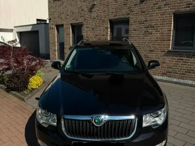 Brugt Skoda Superb 170 HK (125 kW) 2011 Sort Stationcar