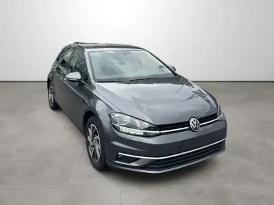 Używany VW Golf VII Sound 125 KM (91 kW) 2017 Szary Sedan/Limuzyna