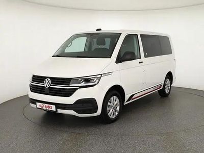 Second-hand VW Multivan 150 CP (110 kW) 2021 Alb Monovolum