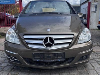 Mercedes B180