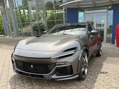 Neu Ferrari Purosangue 725 PS (533 kW) 2025 Grau SUV