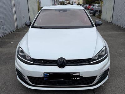 Gebraucht VW Golf VII Sportline 184 PS (135 kW) 2014 Weiß Limousine