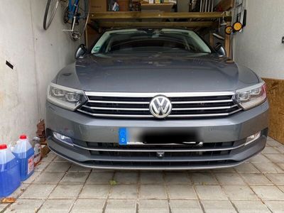 gebraucht VW Passat Variant 2.0 TDI SCR 140kW DSG Highlin...