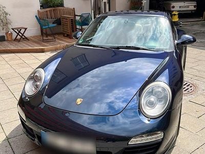 Porsche 911 Carrera