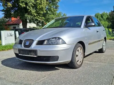 Gebraucht Seat Ibiza Fresh 64 PS (47 kW) 2003 Silber Kleinwagen