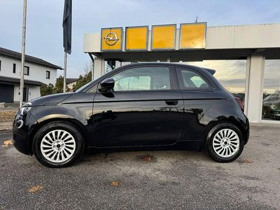 Gebraucht Fiat 500e Basis 86 kW (118 PS) 2023 Nero profondo/cattivo/kyalami/ Kleinwagen