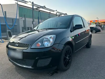 Gebraucht Ford Fiesta 74 PS (54 kW) 2008 Schwarz Kleinwagen