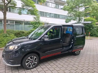 Gebraucht Fiat Doblò Trekking 120 PS (88 kW) 2022 Schwarz Van / Kleinbus