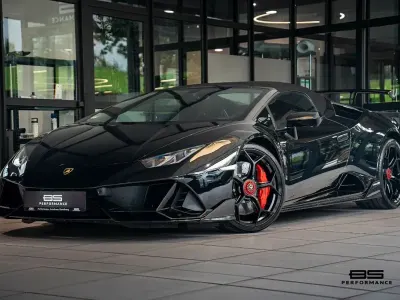 Usata Lamborghini Huracán 639 CV (469 kW) 2022 Nero Cabrio