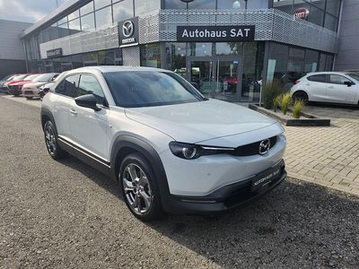 Weiß Gebraucht 2023 Mazda MX30 Ad'Vantage SUV | 18.980 € (Fairer Preis)