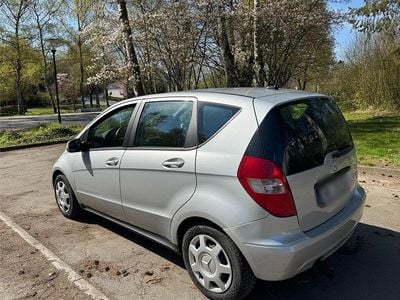 Second-hand Mercedes A150 95 CP (69 kW) 2008 Argintiu Hatchback