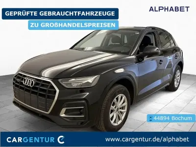 Używany Audi Q5 Basis 204 KM (150 kW) 2022 Czarny SUV