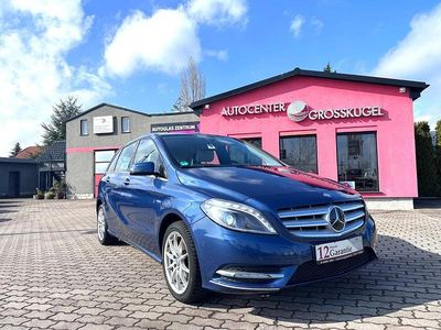 Usata Mercedes B180 122 CV (89 kW) 2011 Blu Monovolume