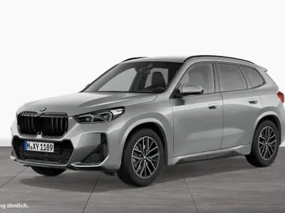 Gebraucht BMW X1 M Sport 156 PS (114 kW) 2023 Spacesilber SUV