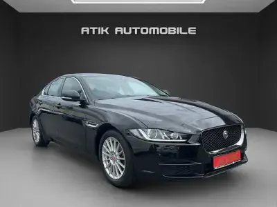 Gebraucht Jaguar XE Prestige 163 PS (119 kW) 2015 Schwarz Limousine