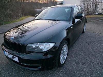 Gebraucht BMW 116 Sport Line 122 PS (89 kW) 2010 Schwarz Kleinwagen