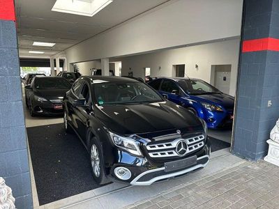 Mercedes GLA220