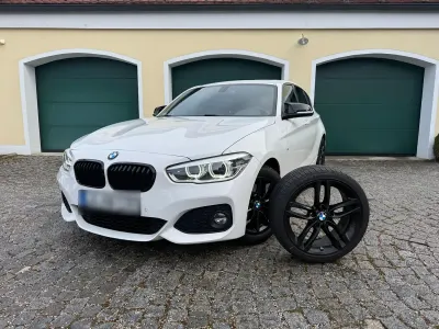 Begagnad BMW 125 M Sport 224 HK (164 kW) 2016 Vit Halvkombi