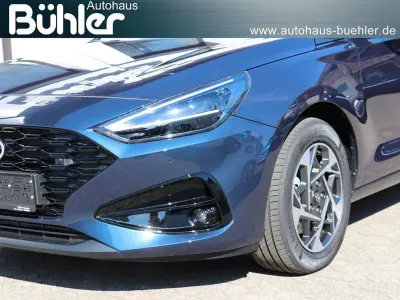 Neu Hyundai i30 Trend 150 PS (110 kW) 2026 Blau Kombi
