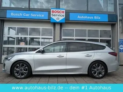 Begagnad Ford Focus ST-Line 116 HK (85 kW) 2025 Silver Kombi