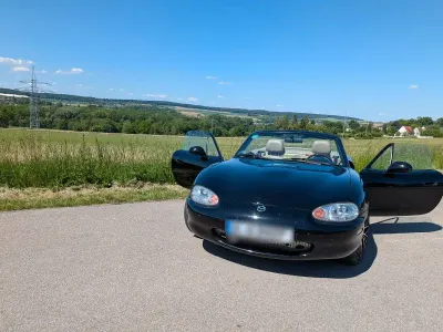 Gebraucht Mazda MX5 140 PS (102 kW) 2000 Schwarz Cabrio