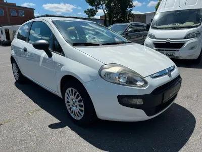 Gebraucht Fiat Grande Punto 65 PS (47 kW) 2011 Weiß Kleinwagen