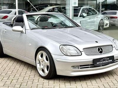 Usata Mercedes SLK230 193 CV (141 kW) 1998 Argento Cabrio