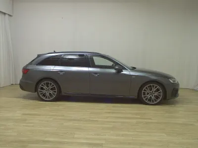 Gebraucht Audi A4 S-Line 286 PS (210 kW) 2022 Grau Kombi