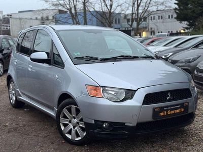 Gebraucht Mitsubishi Colt 95 PS (69 kW) 2012 Silber Van / Kleinbus
