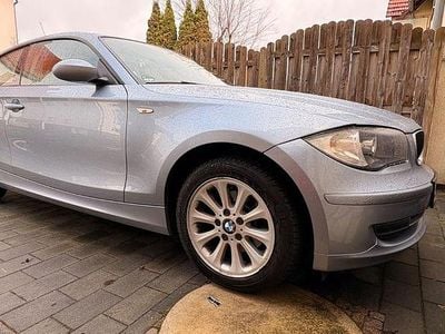 Gebraucht BMW 118 143 PS (105 kW) 2008 Silber Kleinwagen