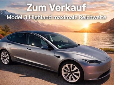 Begagnad Tesla Model 3 208 kW (283 HK) 2025 Grå Sedan