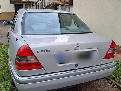 Mercedes C200