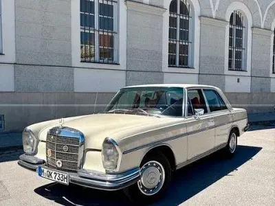 Gebraucht Mercedes 280 140 PS (102 kW) 1970 Weiß Limousine