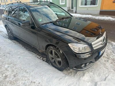 Schwarz Gebraucht 2010 Mercedes C200 Kombi | 3.200 €