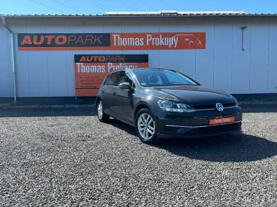 Gebraucht VW Golf VII Comfortline 116 PS (85 kW) 2018 Grau Limousine