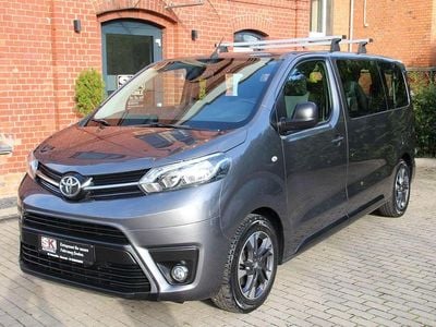 Begagnad Toyota Proace Comfort 150 HK (110 kW) 2018 Grå Minibuss