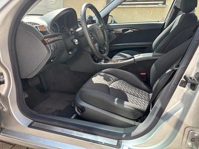 Usata Mercedes E220 150 CV (110 kW) 2004 Berlina