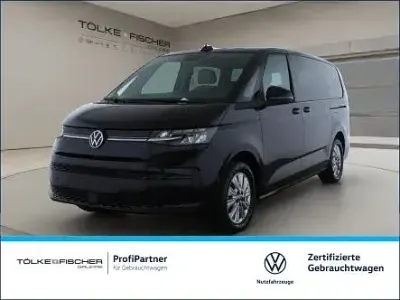 Gebraucht VW Multivan Life 150 PS (110 kW) 2025 Schwarz Van / Kleinbus