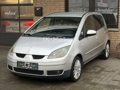 Gebraucht Mitsubishi Colt Motion 95 PS (69 kW) 2008 Silber Limousine