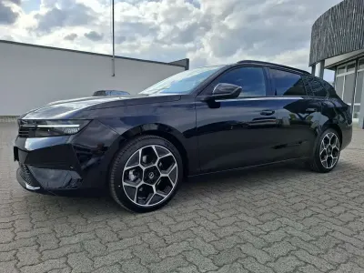 Nowe Opel Astra Ultimate 145 KM (106 kW) 2026 Czarny Kombi