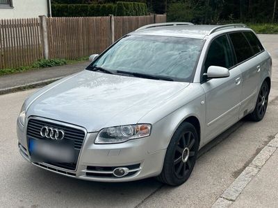 gebraucht Audi A4 2.0 TDI Automatik Leder Xenon S Line 18“