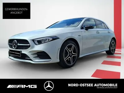 Gebraucht Mercedes A250 Edition 160 PS (117 kW) 2021 Digitalweiß Limousine
