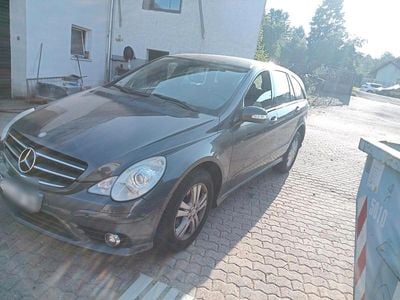 Mercedes R350